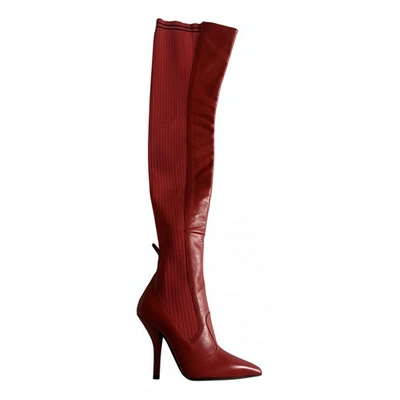 Pre-owned Fendi Colibri Leather Riding Boots In Red