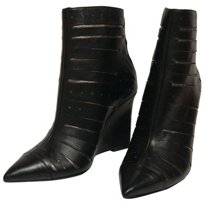 Pre-owned Just Cavalli Leather Ankle Boots In Black