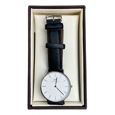 Pre-owned Daniel Wellington Leather Watch In Black