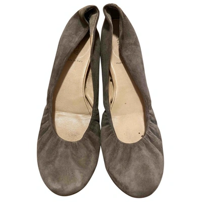 Pre-owned Jcrew Leather Ballet Flats In Grey