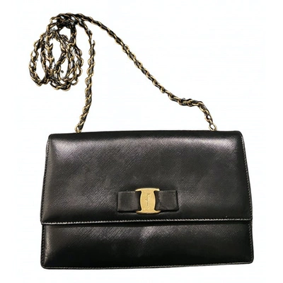 Pre-owned Ferragamo Vara Leather Handbag In Black