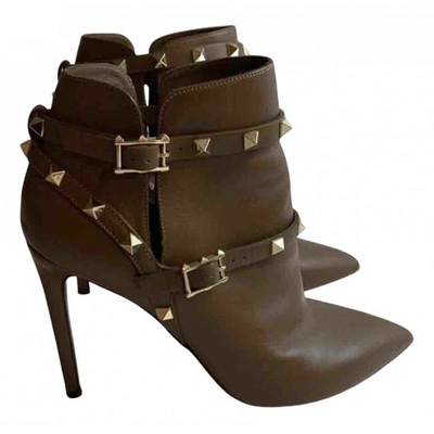Pre-owned Valentino Garavani Leather Ankle Boots
