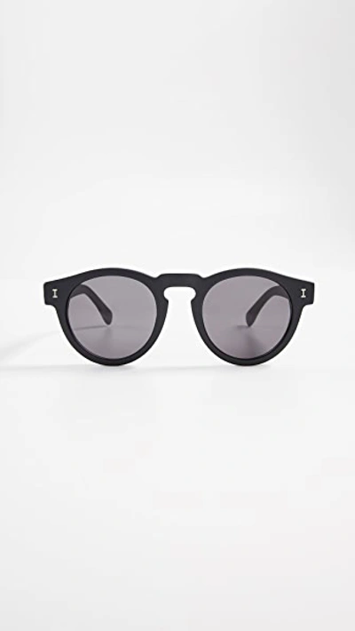 Illesteva Leonard Sunglasses In Matte Black
