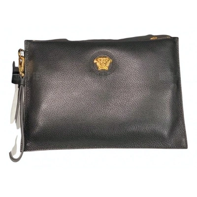 Pre-owned Versace Black Leather Clutch Bag