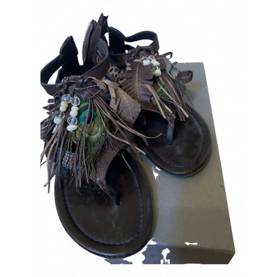 Pre-owned Janet & Janet Leather Sandal In Brown