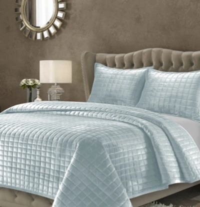 Tribeca Living Florence Velvet Solid Oversized King Quilt Set In Haze Blue