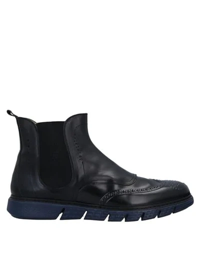 Barracuda Ankle Boots In Black
