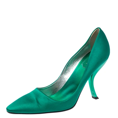 Pre-owned Roger Vivier Green Satin Curved Heel Pumps Size 39