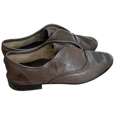 Pre-owned Frye Leather Flats In Grey