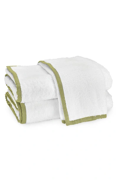 Matouk Enzo Cotton Bath Towel In Grass