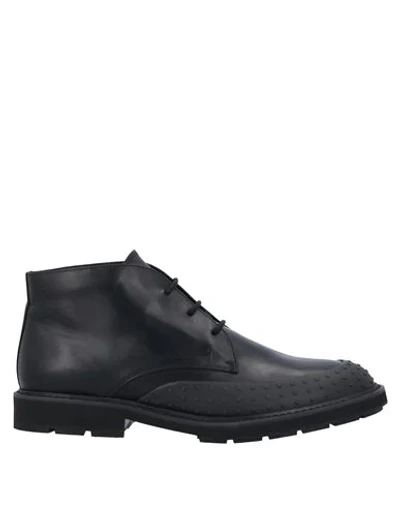 Tod's Ankle Boots In Black