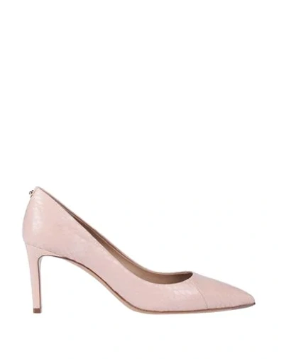 Ferragamo Pumps In Pink