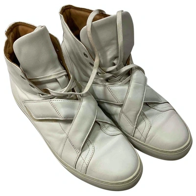 Pre-owned Carven Leather High Trainers In White