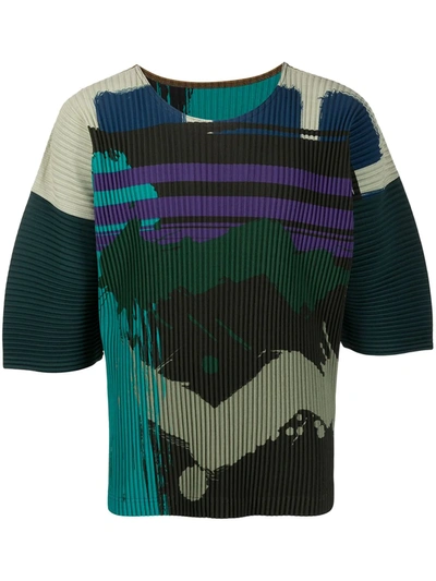 Issey Miyake Pleated Abstract-print T-shirt In Green