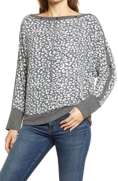 Vince Camuto Snap Trim Dolman Sleeve Sweater In Black/white Animal