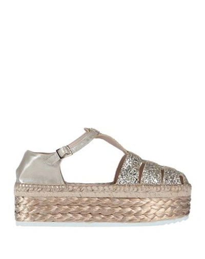 Lagoa Sandals In Gold
