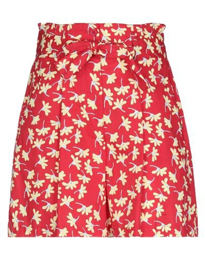 Ottod'ame Woman Shorts & Bermuda Shorts Red Size 2 Cotton