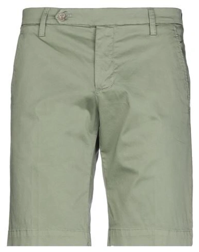 Entre Amis Bermudas In Military Green