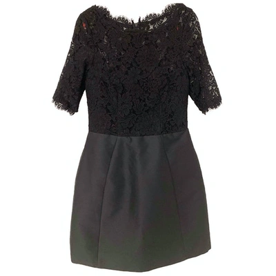 Pre-owned Monique Lhuillier Black Lace Dress