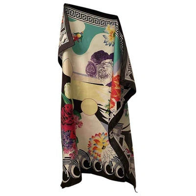 Pre-owned Versace Silk Neckerchief In Multicolour