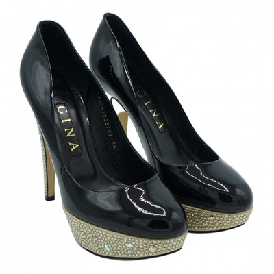 Pre-owned Gina Patent Leather Heels In Black