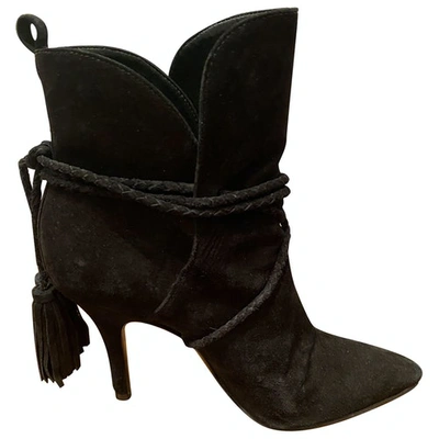 Pre-owned Schutz Boots In Black