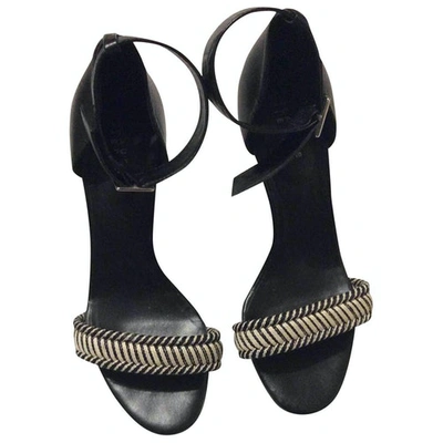 Pre-owned Claudie Pierlot Leather Sandals In Black