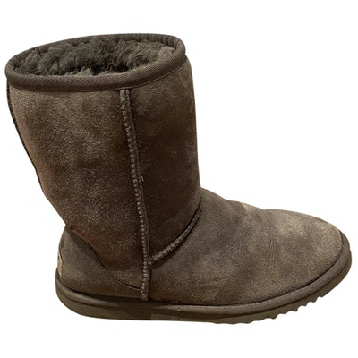 Pre-owned Ugg Snow Boots In Grey