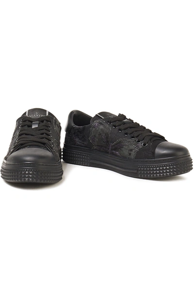 Valentino Garavani Camubutterfly Leather-trimmed Appliquéd Canvas Sneakers In Black