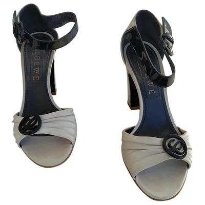 Pre-owned Loewe Leather Sandal In White