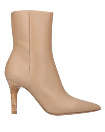 Maison Margiela Ankle Boots In Camel