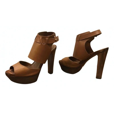 Pre-owned Sergio Rossi Leather Sandals In Camel