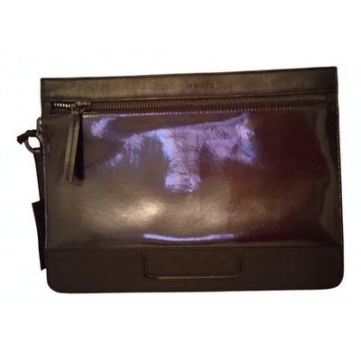 Pre-owned Alexander Smith Leather Clutch Bag In Black