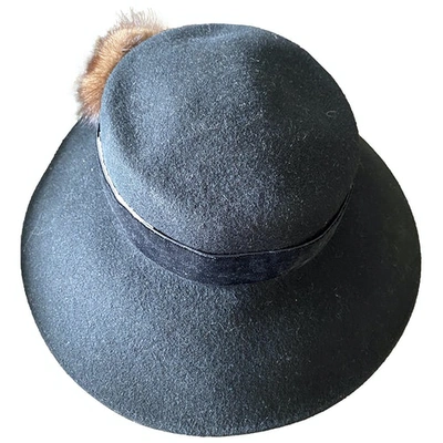 Pre-owned Lana Wool Hat In Black