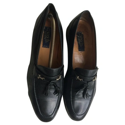 Pre-owned Carvil Black Leather Flats