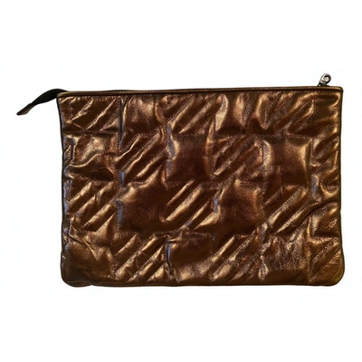 Pre-owned Maje Leather Clutch Bag In Camel