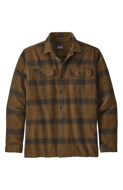 Patagonia Fjord Regular Fit Organic Cotton Flannel Shirt In Owl Brown