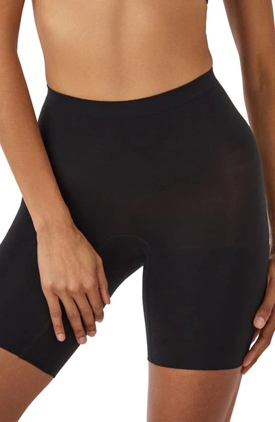 Spanxr Power Shorts In Very Black