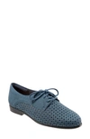 Trotters Lizzie Perf Lace Up Women's Shoes In Denim Leather