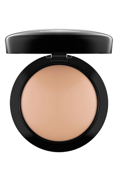 Mac Cosmetics Mac Mineralize Skinfinish Natural Face Setting Powder In Medium Dark