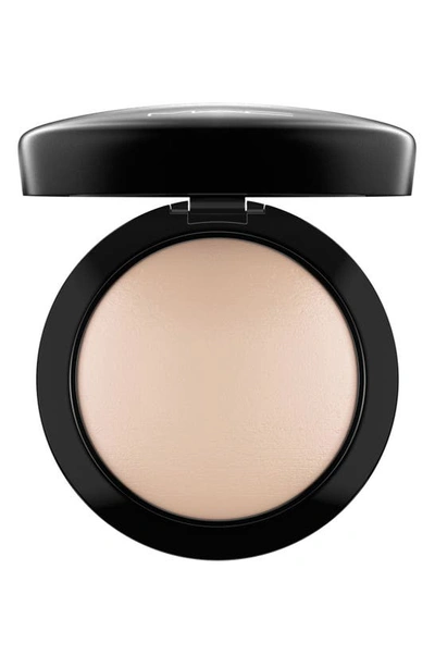 Mac Cosmetics Mac Mineralize Skinfinish Natural Face Setting Powder In Light