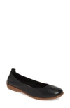 Josef Seibel Fenja 01 Flat In Black Leather