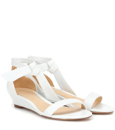 Alexandre Birman Atenah Knotted Leather Wedge Sandals In White
