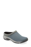 Merrell Encore Breeze 4 Clog In Trooper Fabric