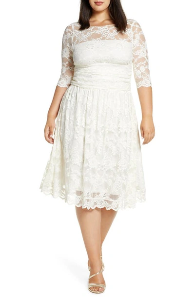 Kiyonna Aurora Lace Dress In Ivory