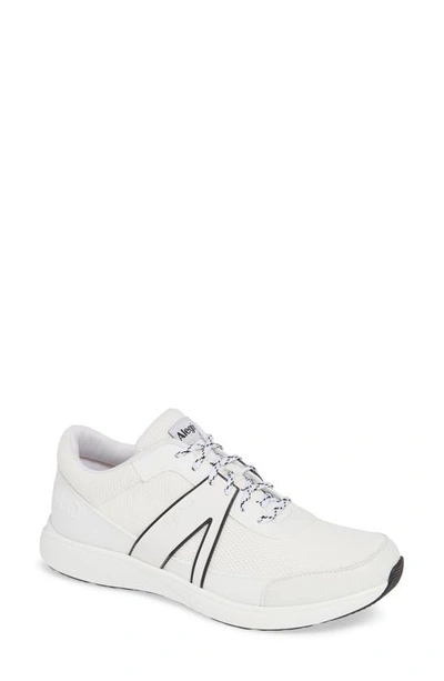 Traq By Alegria Qarma Trainer In White Leather