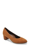 Ara Kendall Pump In Whiskey Suede