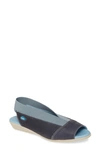 Cloud Caliber Slingback Sandal In Blue Leather