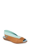 Cloud Caliber Slingback Sandal In Tan Leather