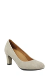 L'amour Des Pieds Jakoby Pump In Taupe Raindrop Suede